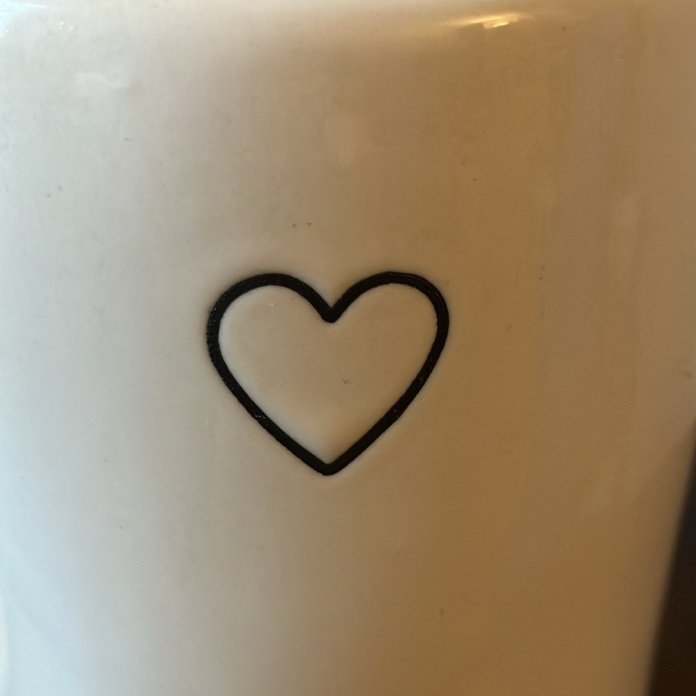 Rae Dunn: White/ Red interior Valentine Heart Mug- Coffee/Tea - Picture 9 of 16